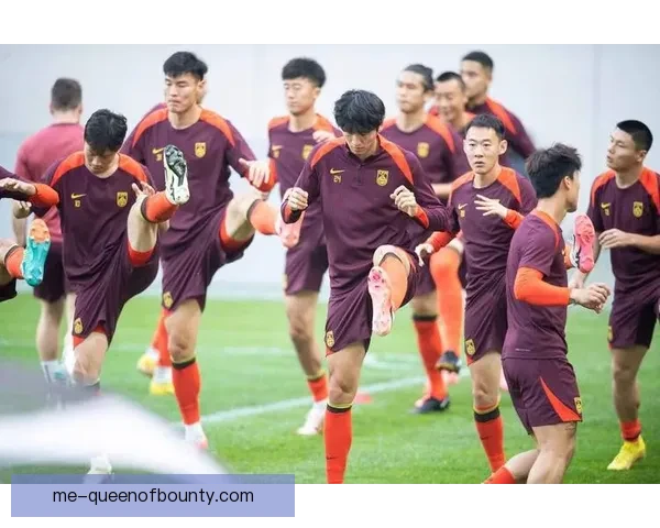 中国队热身赛失利暴露防守漏洞亟需战术调整与提升